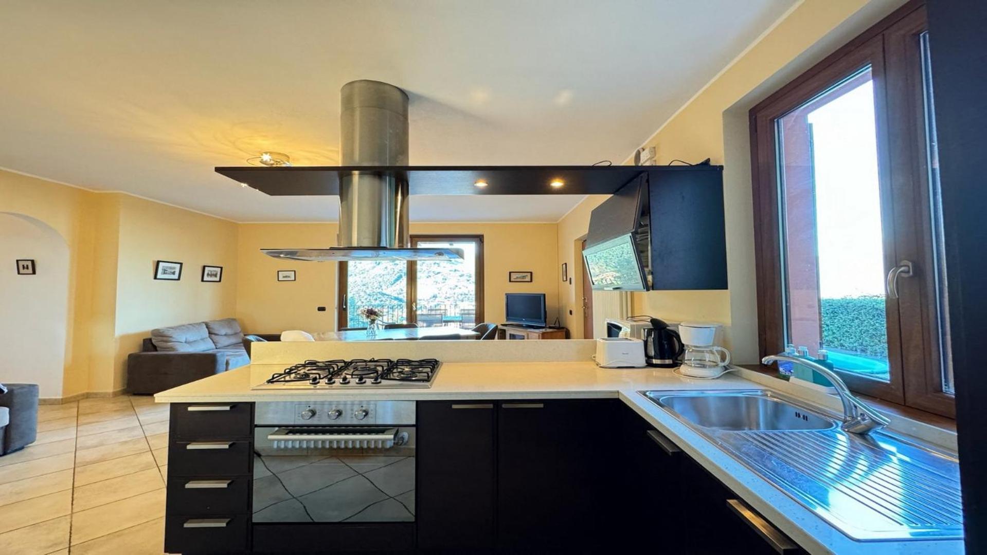 Clubhouse Villa เมนาจโจ ภายนอก รูปภาพ